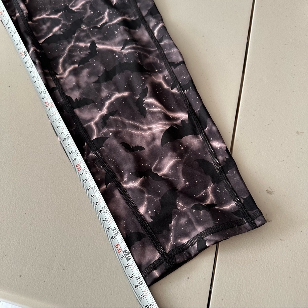 NWT Torrid Performance Lite Full Length Active Le… - image 7